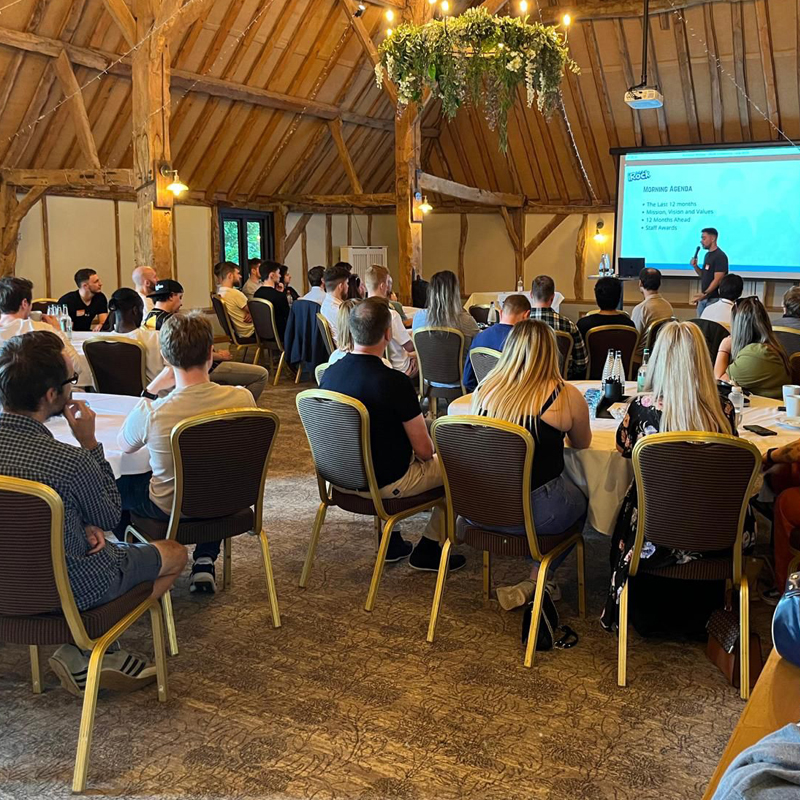 Supporting background image