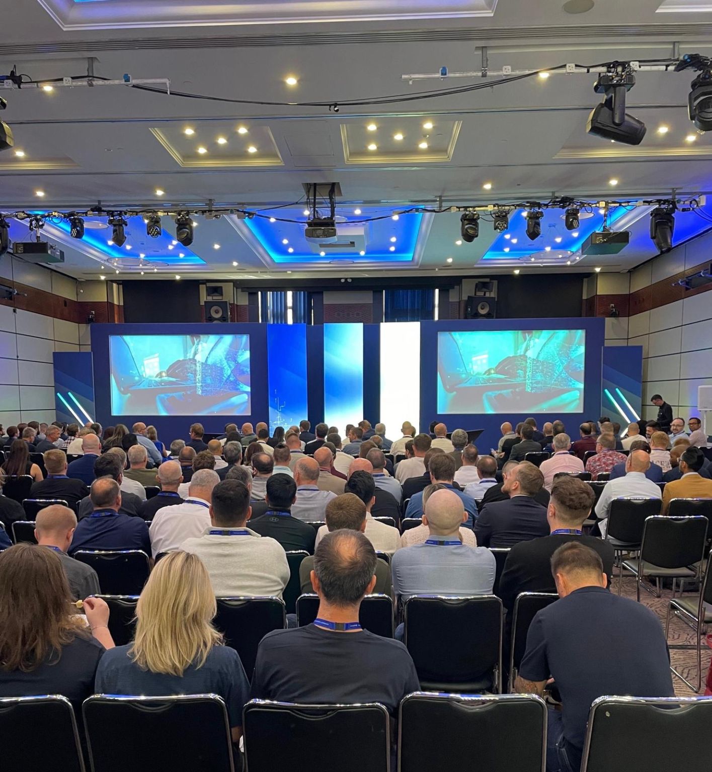 Large Tech Conference: Logic Monitor Elevate